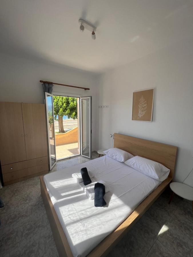 Pebble Apartments Маратіас Екстер'єр фото